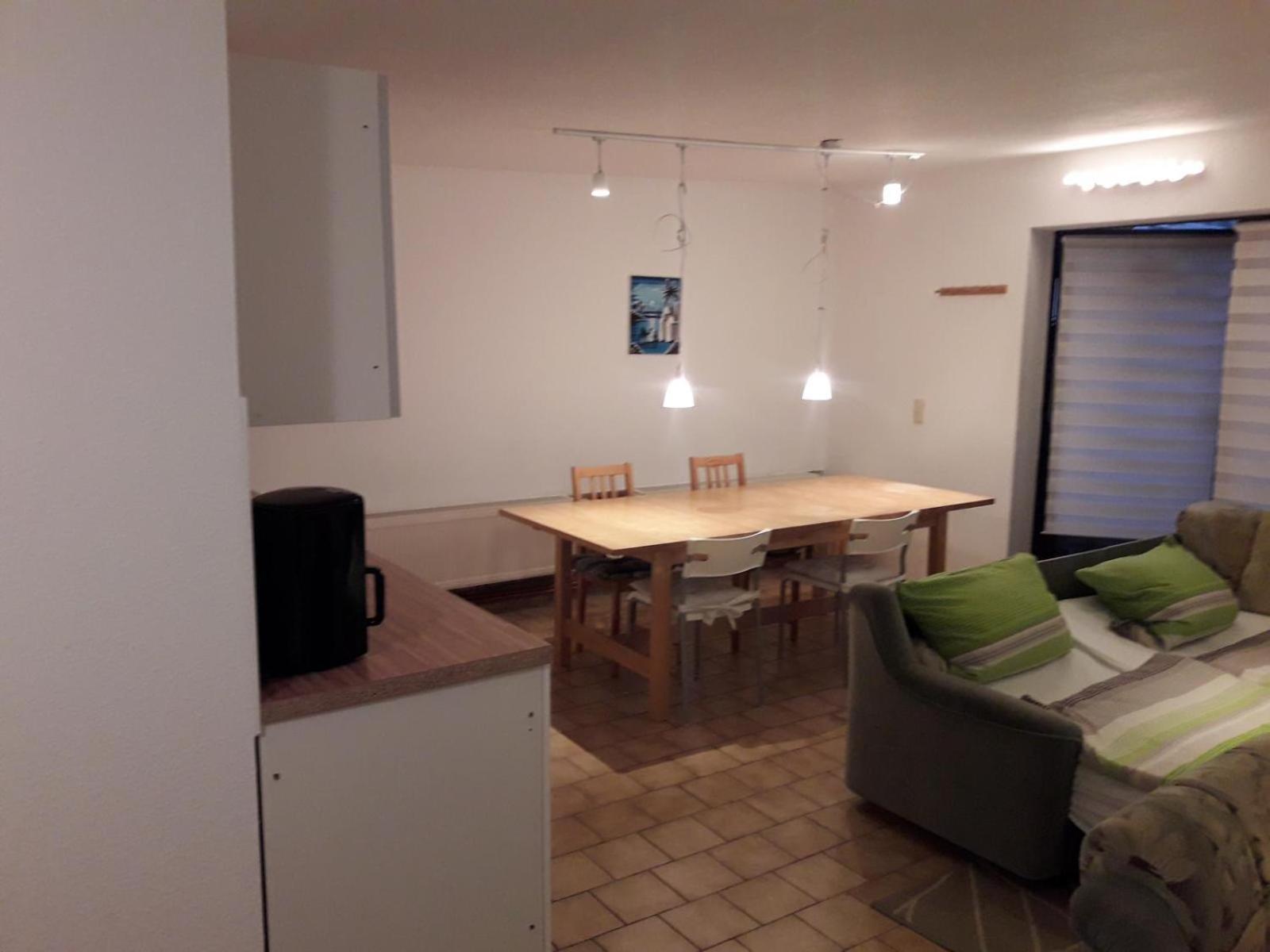 Kleine Ferienwohnung Am Stadtrand Von Лайпциг Екстериор снимка