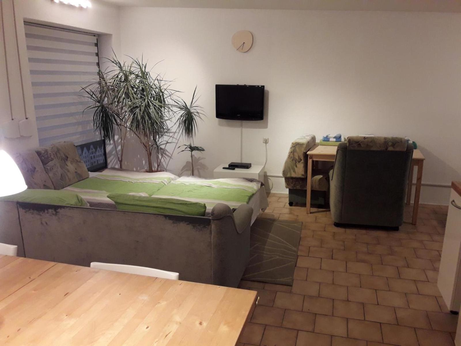 Kleine Ferienwohnung Am Stadtrand Von Лайпциг Екстериор снимка