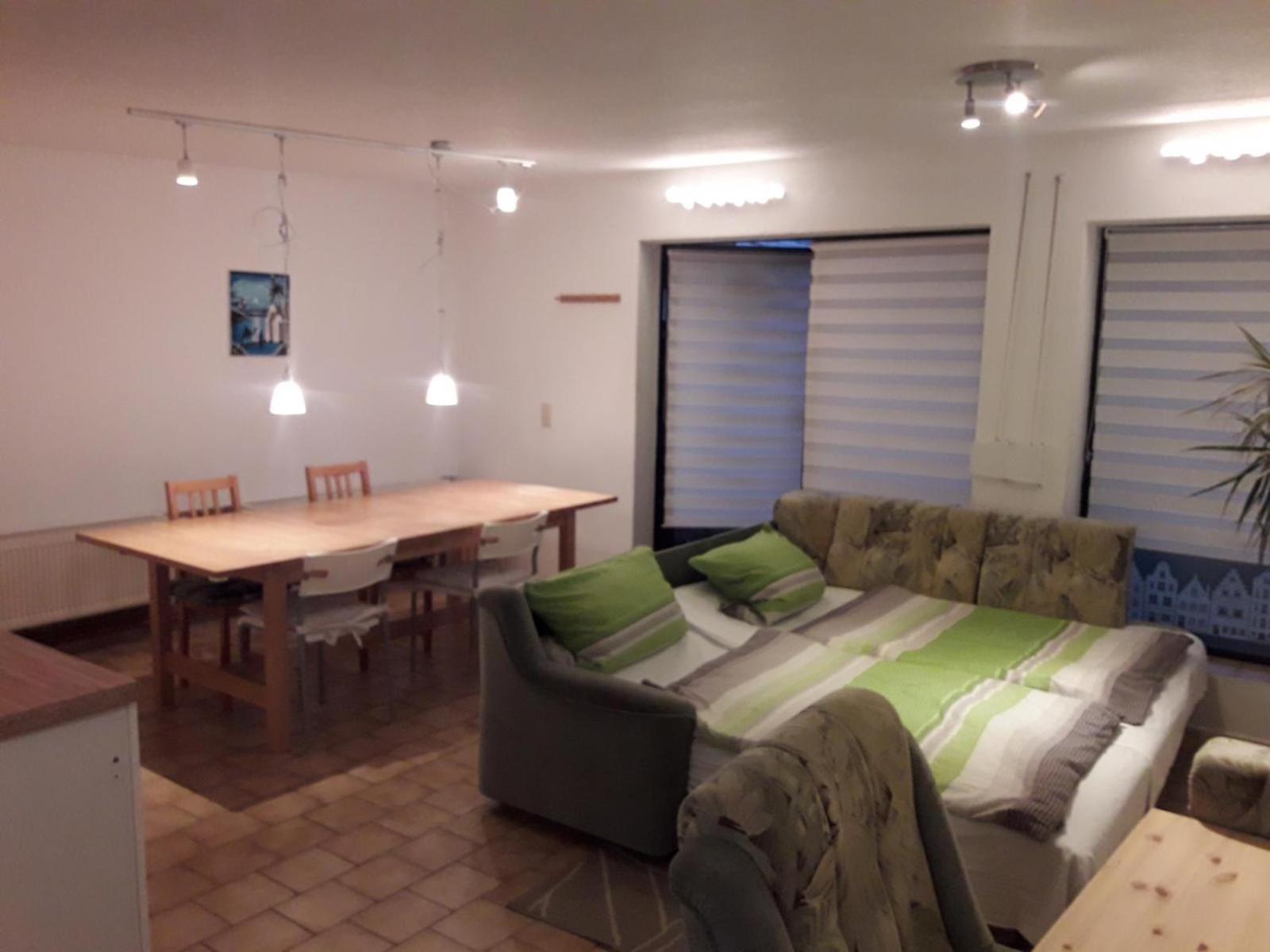 Kleine Ferienwohnung Am Stadtrand Von Лайпциг Екстериор снимка