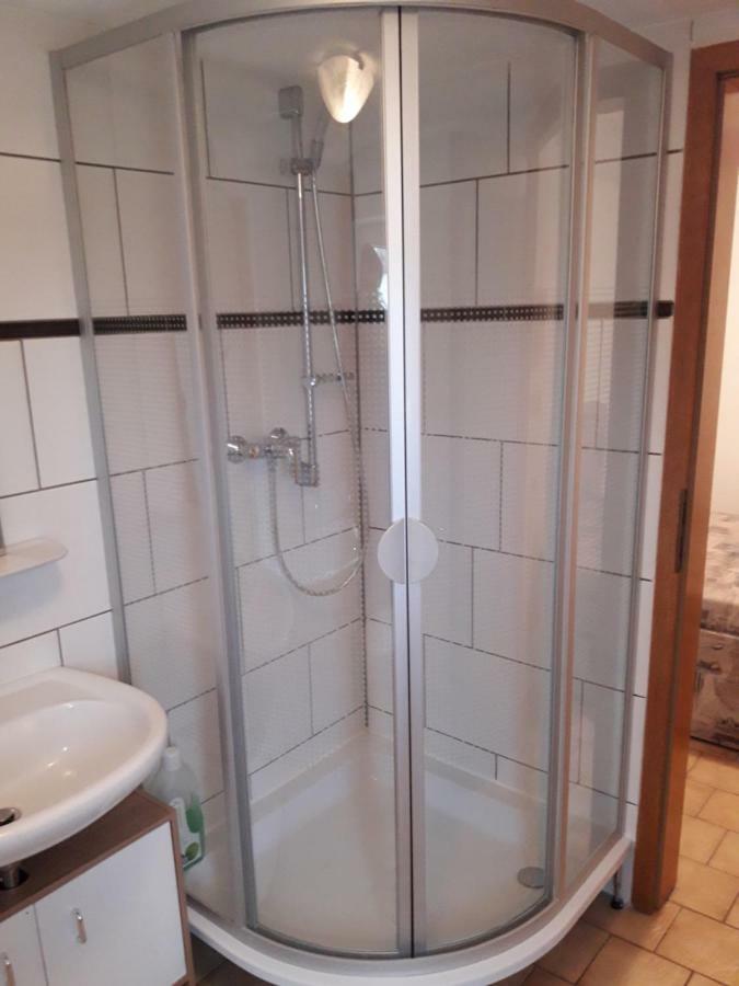 Kleine Ferienwohnung Am Stadtrand Von Лайпциг Екстериор снимка